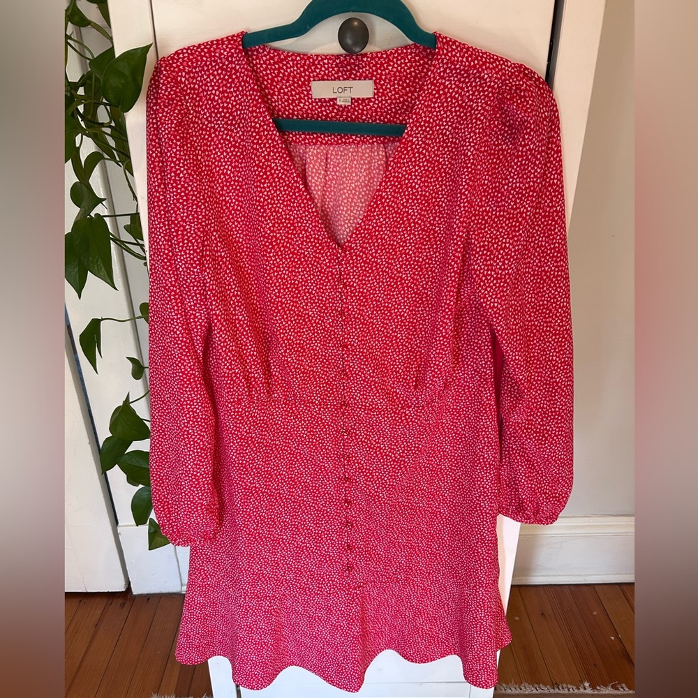 LOFT women’s red ditsy heart v-neck mini flare dress Valentine’s Day size 8